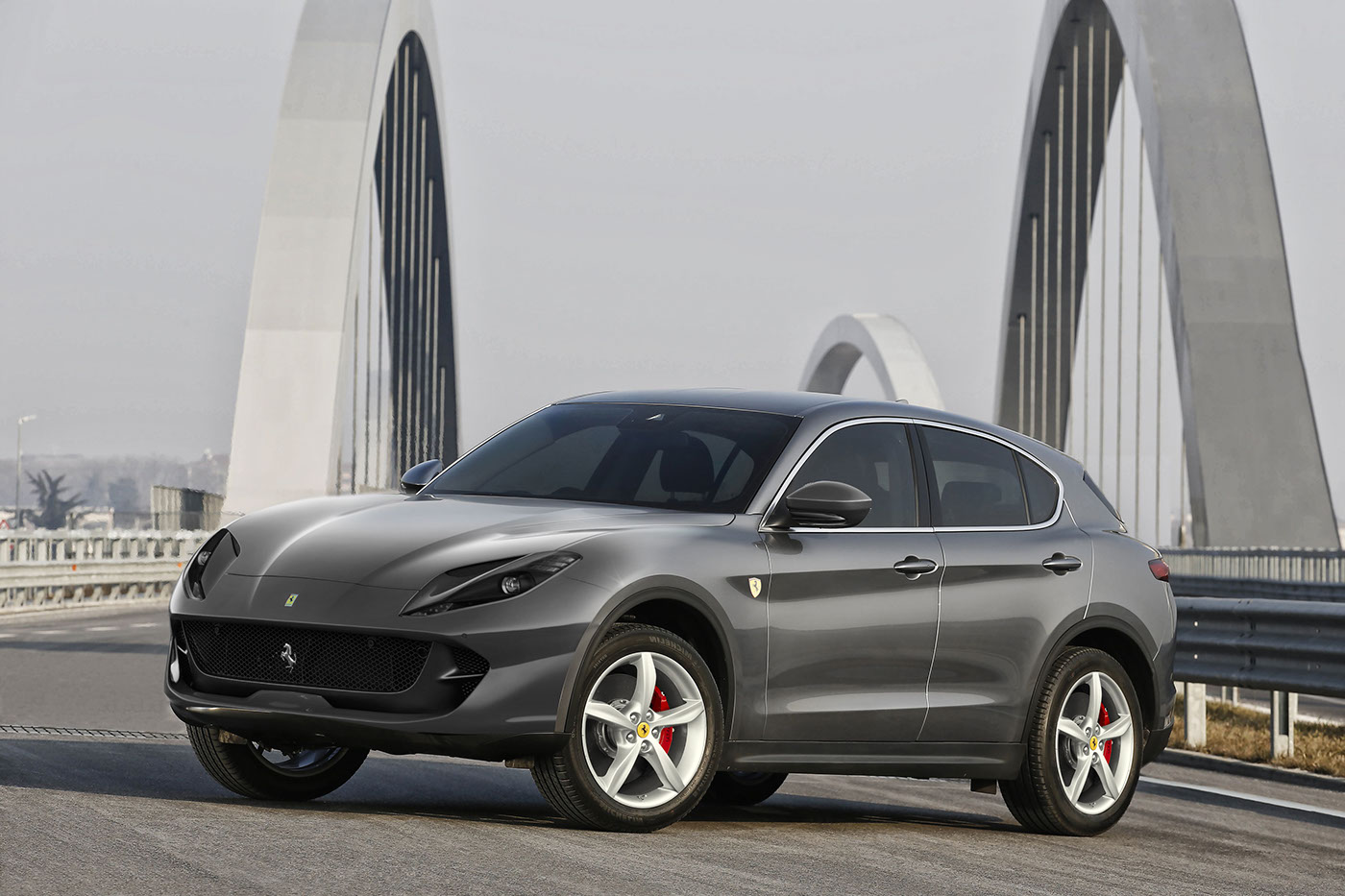 Om Ferrari Byggde En Suv Www Sportbilen Se